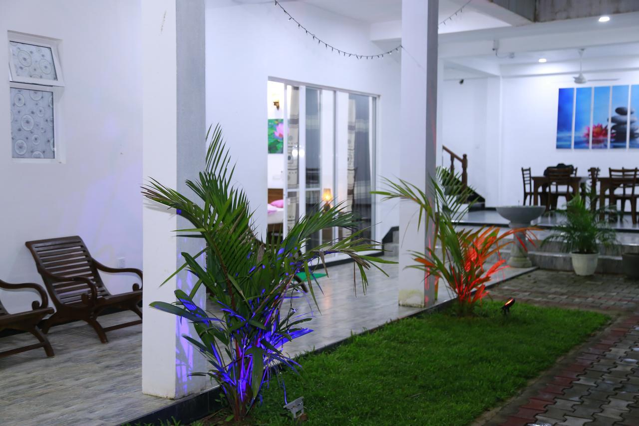 Lotus Dreams Guesthouse Weligama Exterior foto