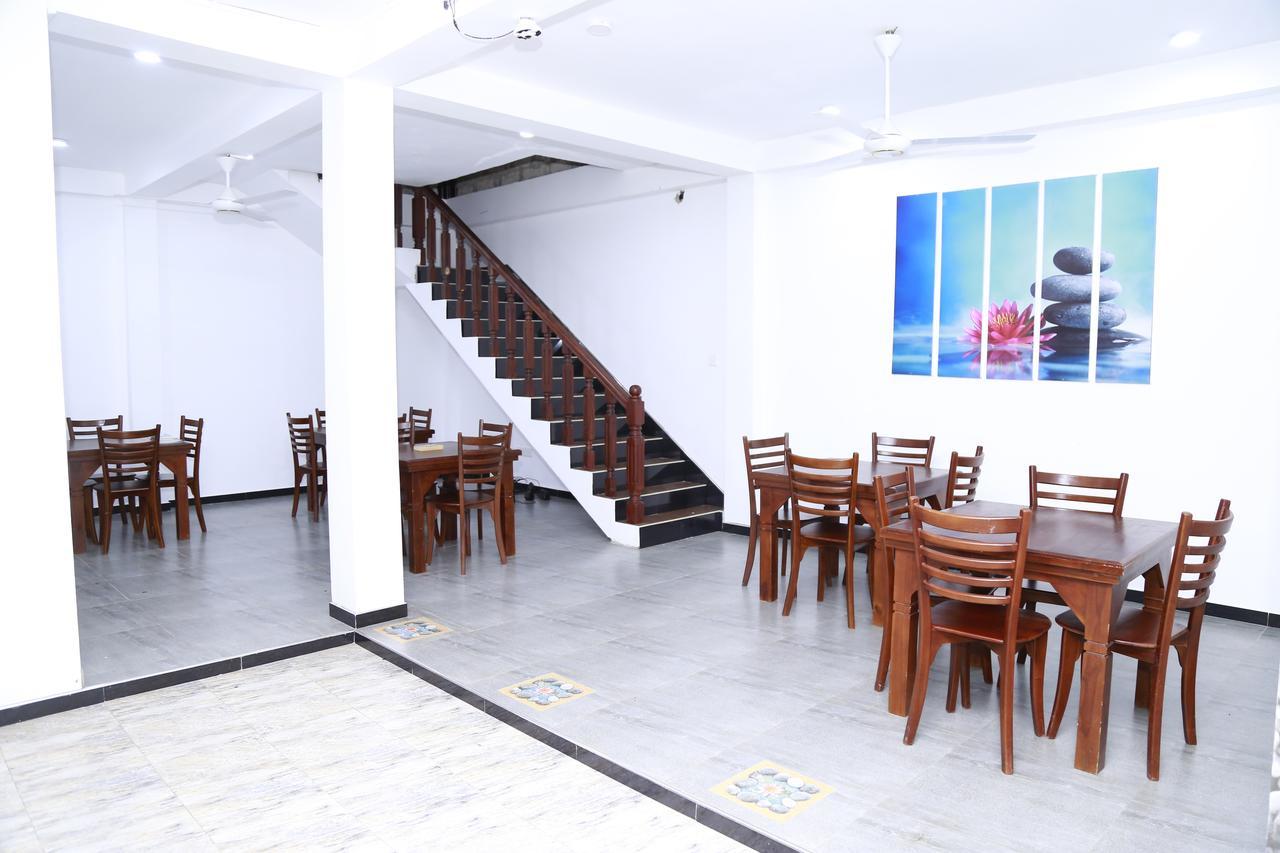 Lotus Dreams Guesthouse Weligama Exterior foto
