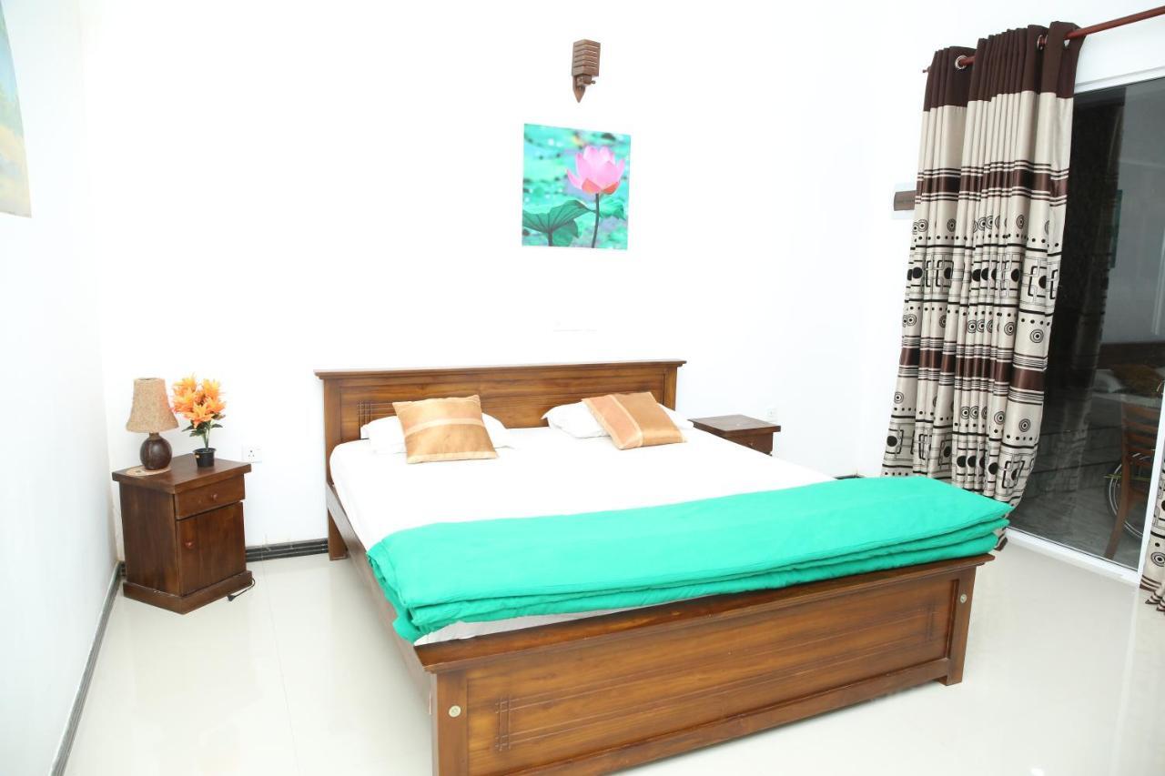 Lotus Dreams Guesthouse Weligama Exterior foto